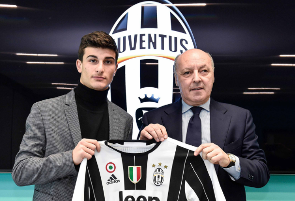 在一片欢庆 在一片欢庆