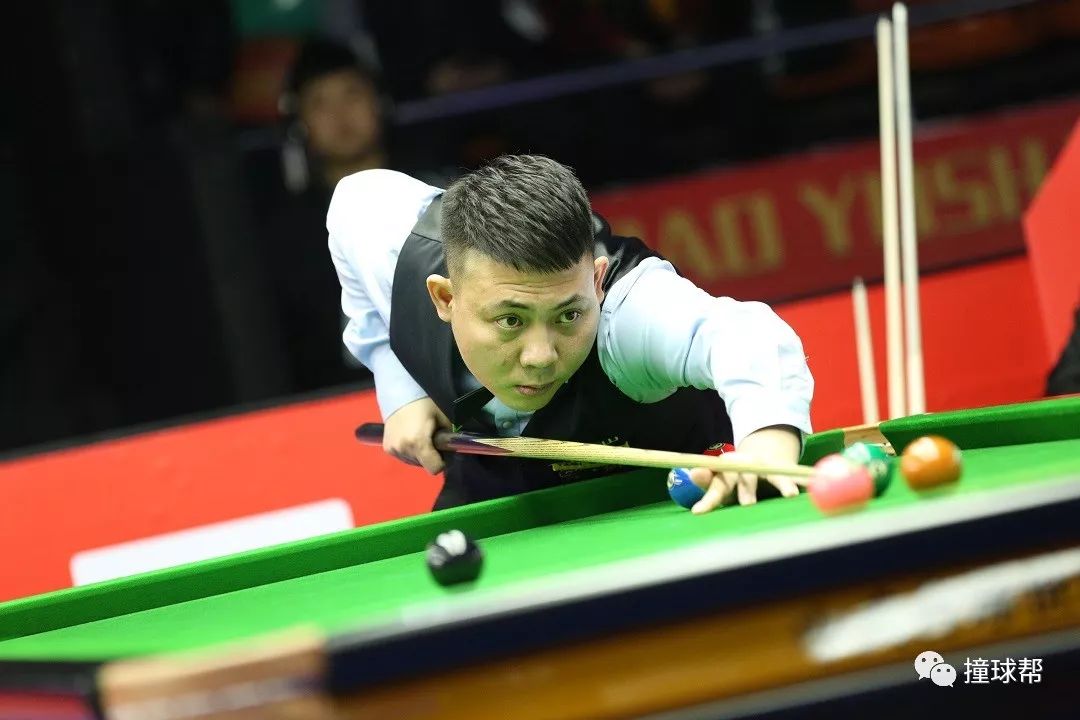 迅速帮助她 迅速帮助她