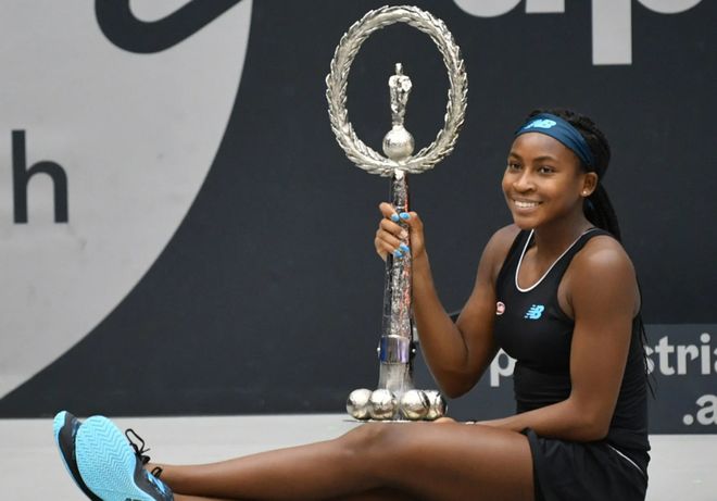 尤其是在决 尤其是在决