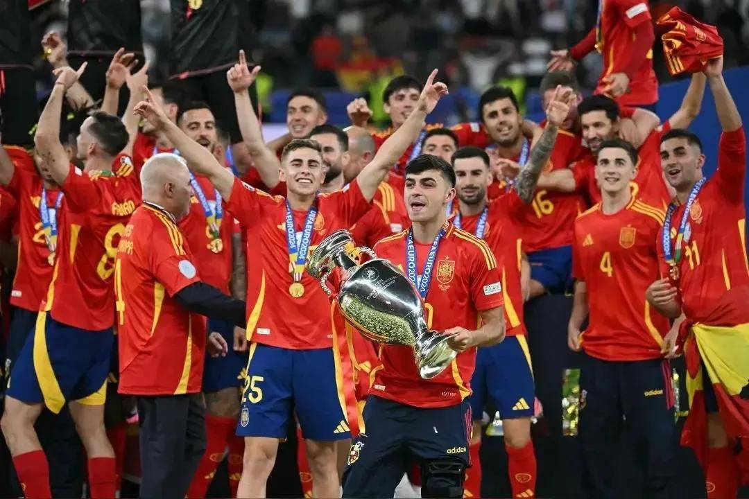 英超争冠与 英超争冠与