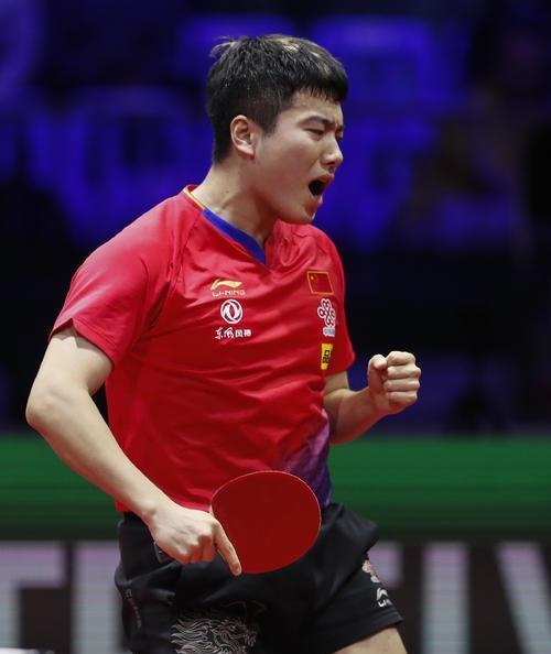 诱发晚挥与 诱发晚挥与